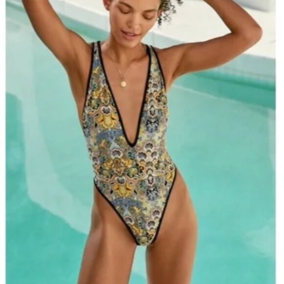 Maaji Plunge Reversible One Piece Swimsuit SZ L - Picture 3 of 8